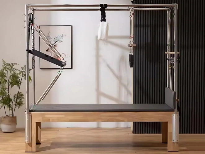 Lůžko na Pilates REFORMER