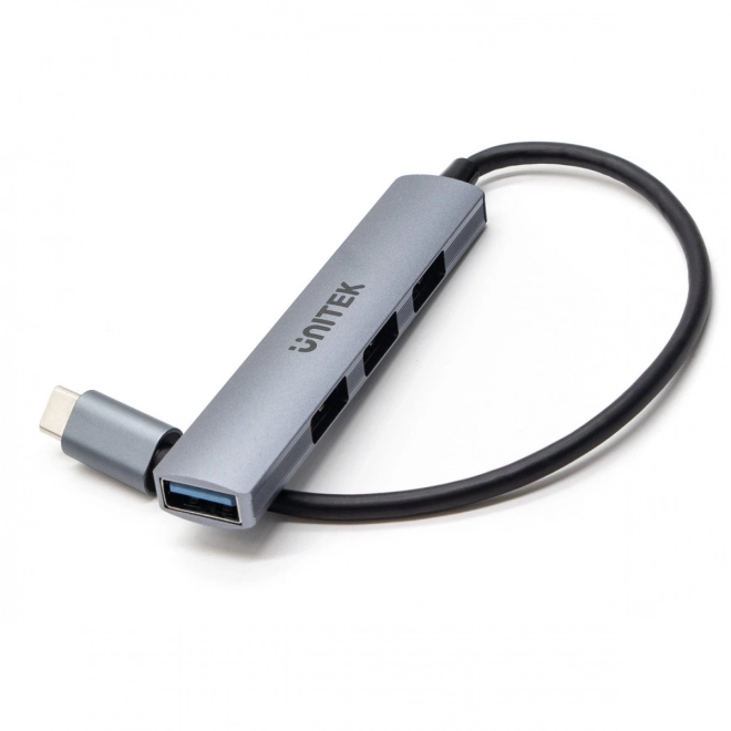 USB-C HUB; 3x USB-A 2.0 1x USB-A 5 Gb/s Hliníkový