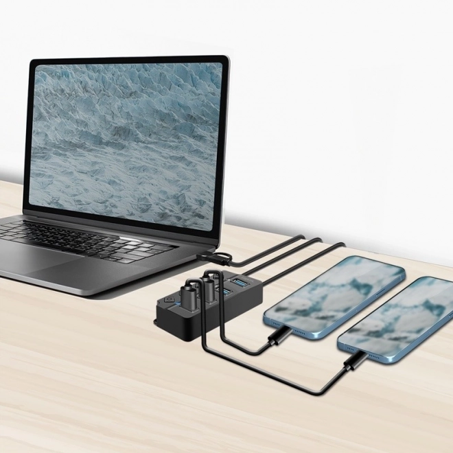 USB Hub s 4 porty, 3.2 Gen 1, černý