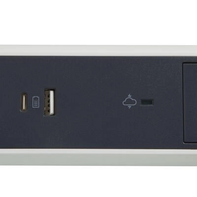 Prodlužovací kabel s ochranou proti přepětí a USB A/C, 1,5 m