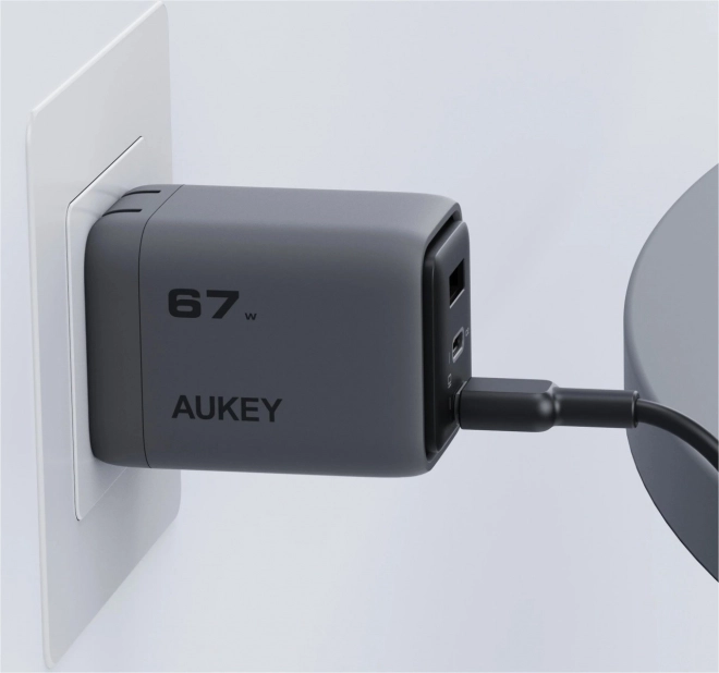 Aukey PA-C3 Comet Mix 3 GaN ultraschnellá síťová nabíječka 67 W 3x USB (2x USB-C a 1x USB-A)