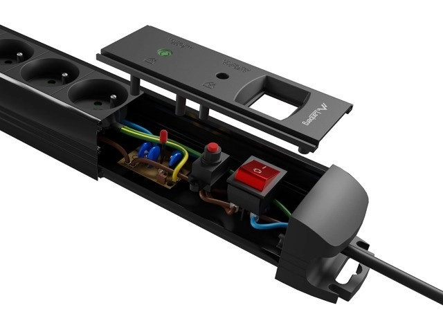 Napájecí lišta 1,5 m 5x230V SP1-05E-0150-BK