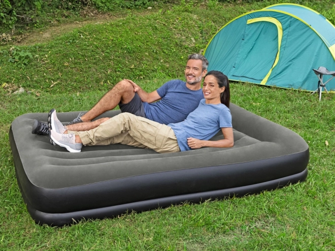 Nafukovací matrace Bestway 203 x 152 x 36 cm 67699