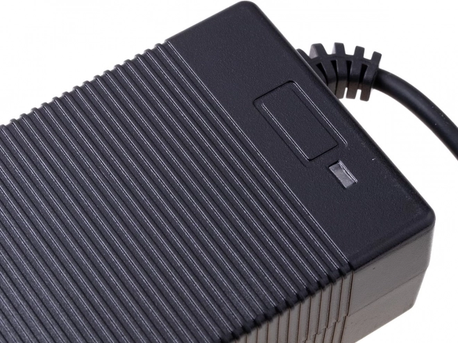 Nabíječka pro elektrickou koloběžku Xiaomi Mi M365/1S/Pro/Pro 2