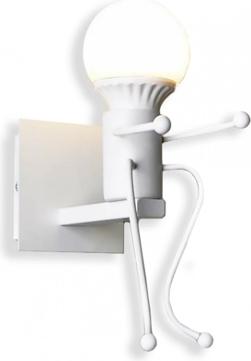 Kovová konstrukce v bílé barvě