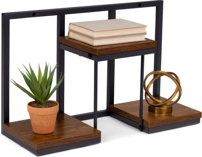 Praktické police v dekoru dřeva