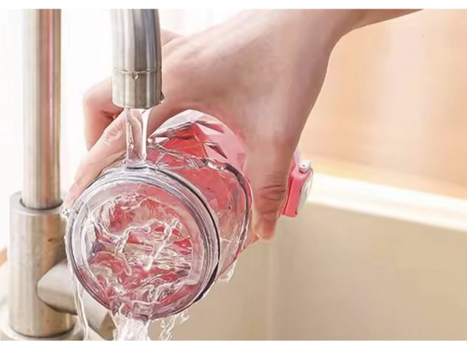 Přenosný smoothie mixér s usb