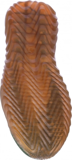 Protiskluzová podešev s jistým záběrem