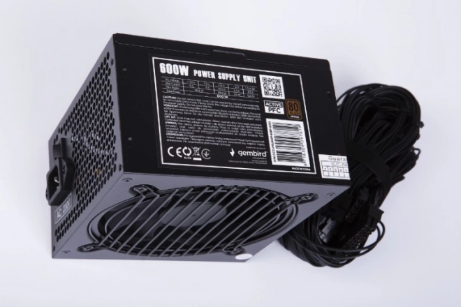 ATX 80+Bronze 600W napájecí zdroj s aktivním PFC, 12cm ventilátor