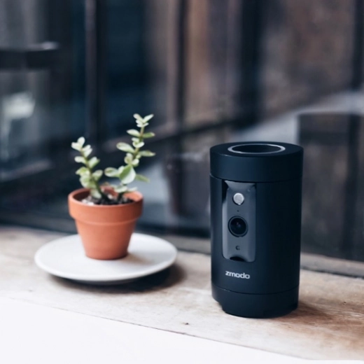 360° kamera s automatickým otáčením a nočním viděním