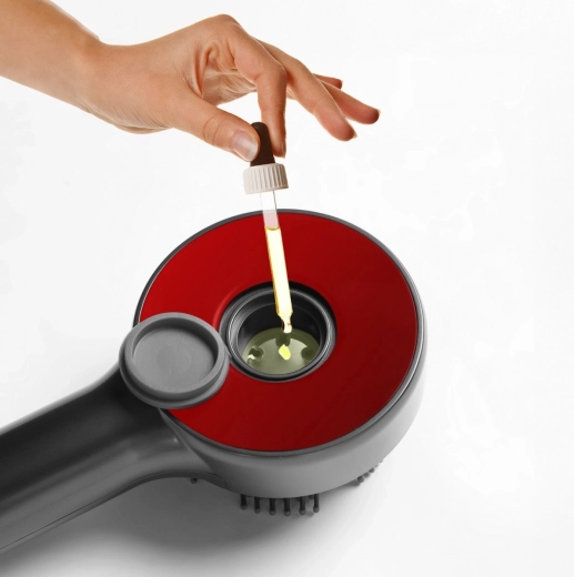 Integrovaný zásobník na sérum