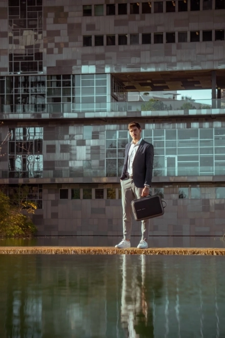 Batoh proti krádeži BOBBY BIZZ 2.0 GREY