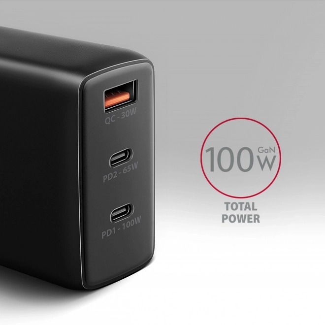 Cestovní nabíječka GaN 100W s více porty