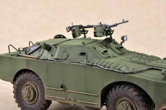 Model plastového vozidla Ruský BRDM-1
