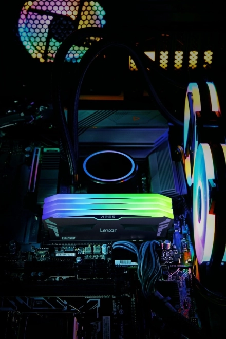 Paměť Lexar ARES DDR5 RGB 32GB (2x16GB) 6800MHz černá