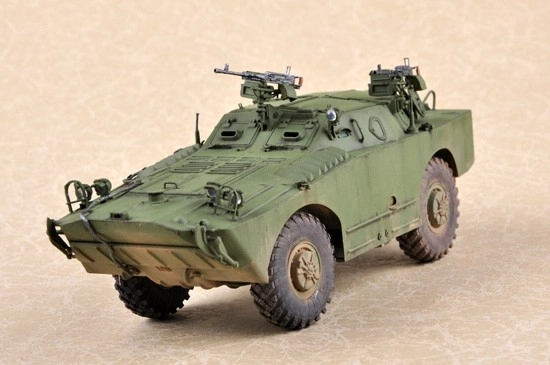 Model plastového vozidla Ruský BRDM-1