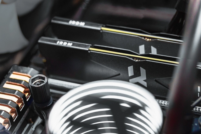 Paměť IRDM DDR5 32GB (2x16GB) 6000 CL30 černá