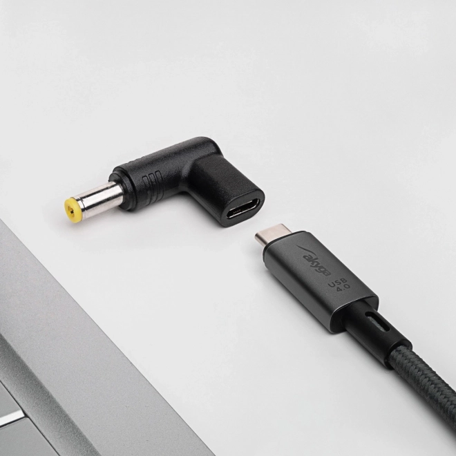 Adaptér 5.5x2.5 pro univerzální nabíječku