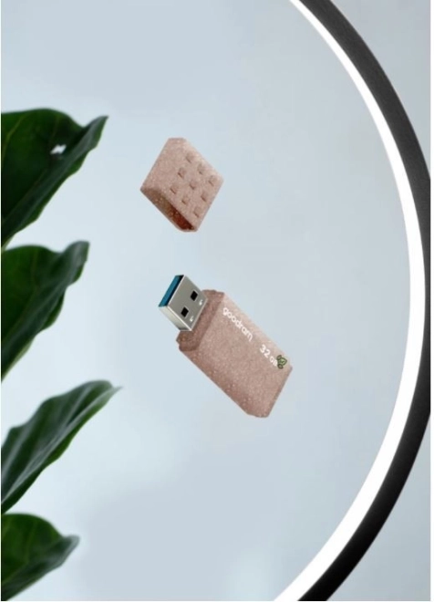 UME3 Eco Friendly 32GB paměťová karta