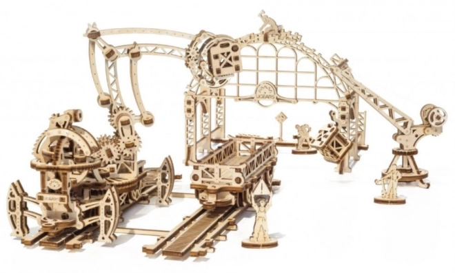 3D dřevěné mechanické puzzle železniční překladiště