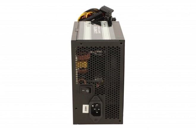 GPS-700A8 700W ATX-12V,12cm, aktivní PFC