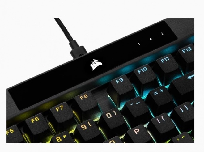 mechanická klávesnice Corsair K70 RGB Pro s PBT Keycaps