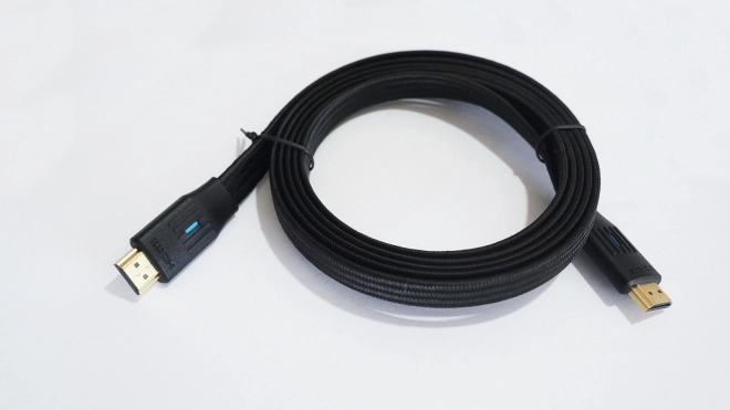 Plochý HDMI kabel 2m černý