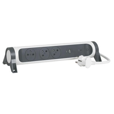 Prodlužovací kabel s ochranou proti přepětí a USB A/C, 1,5 m