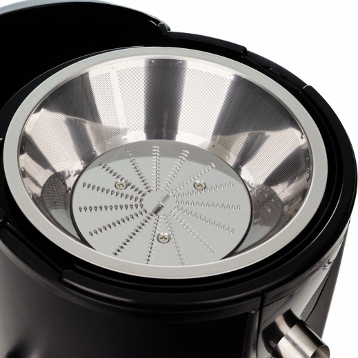 Čistá šťáva díky nerezovému mikrofiltru