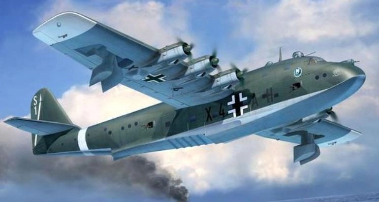 Levně Revell Blohm & Voss BV222 Model Kit 03792 1:72
