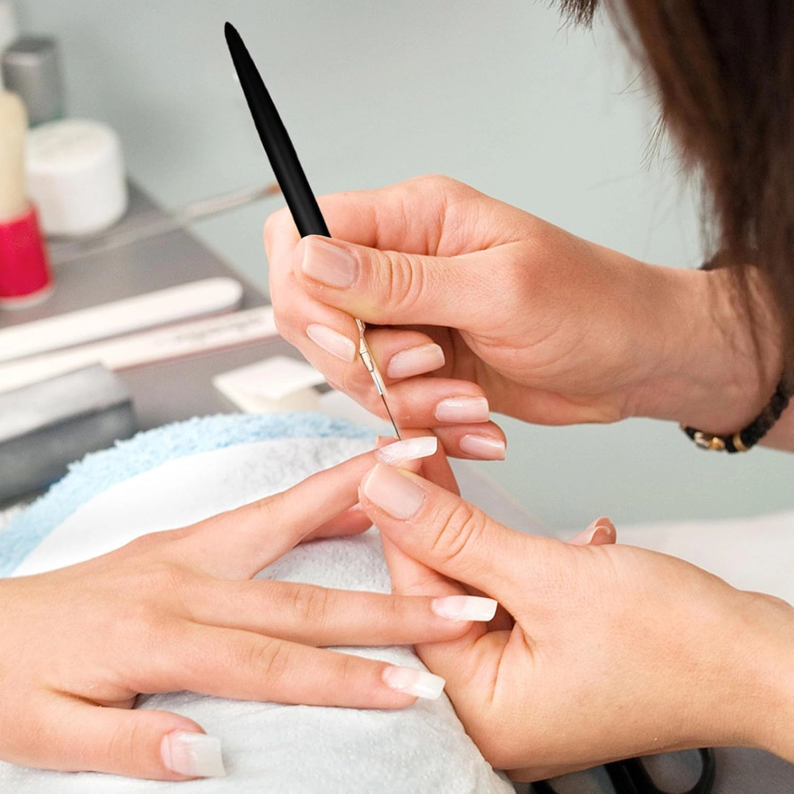 Levně Sada tenkých štětců na nail art 5 ks