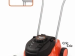 Dětská sekačka na trávu Black+Decker od Smoby