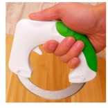 Multifunkční kulatý nůž na pizzu, maso a zeleninu