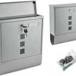 Velká šedá poštovní schránka s funkcí ochrany před povětrnostními vlivy