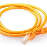 Síťový patch kabel cat 5e utp 0,5 m, oranžový, s litými krytkami