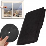 Černá okenní síť proti hmyzu se samolepicím suchým zipem 150 × 130 cm